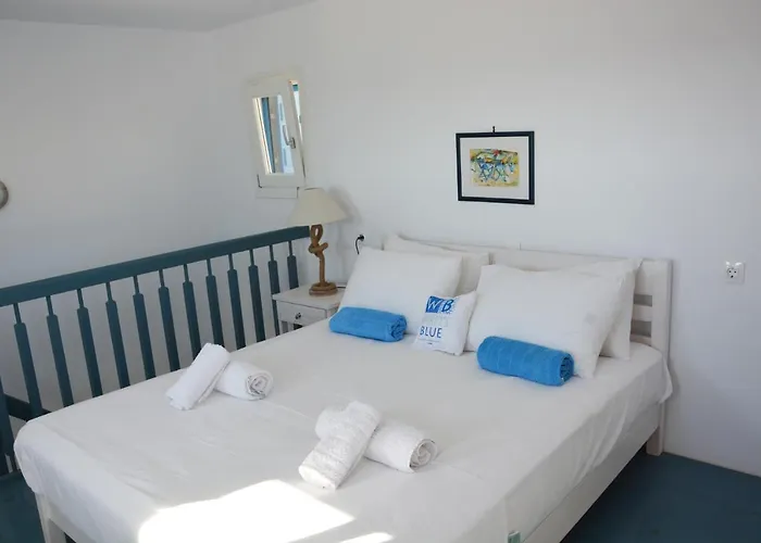 Apartament White Blue & Páros