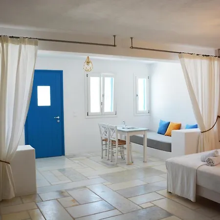 White Blue & Appartamento Paro