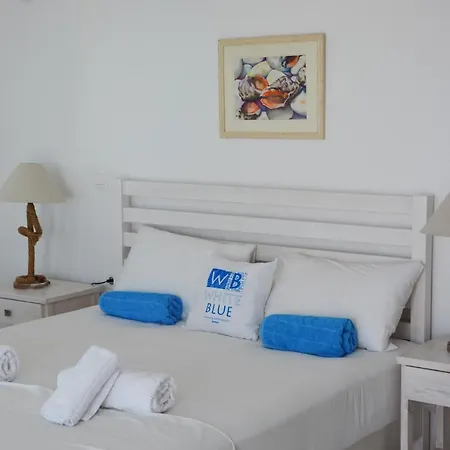 White Blue & Appartamento